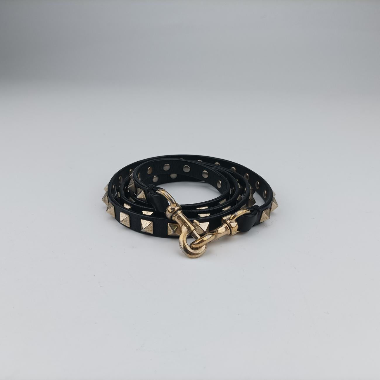 Pre-owned Valentino Rockstud Black Leather  shoulderbag | stylenewstar