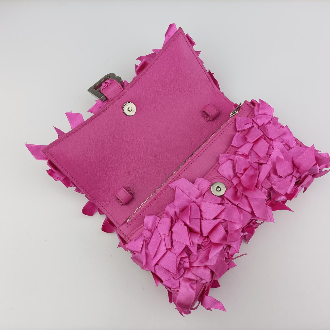 Vintage Balenciaga Hourglass Pink Satin×  Leather  shoulderbag | stylenewstar