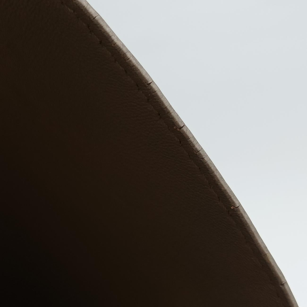 Pre-owned Celine luggage mini shopper Beige Leather  handbag | stylenewstar