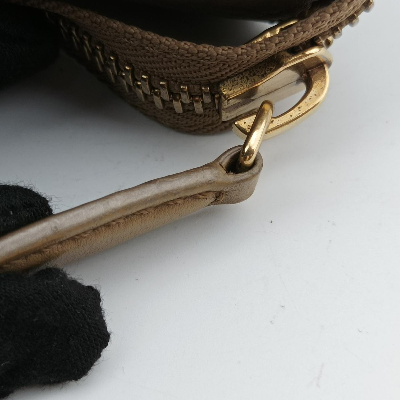 Pre-owned Celine luggage mini shopper Beige Leather  handbag | stylenewstar