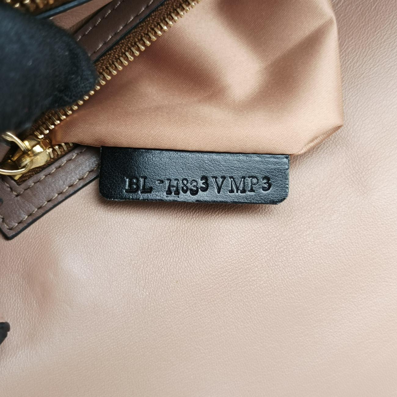 Pre-owned Valentino Rivet colorblock Green×grey Leather  shoulderbag | stylenewstar