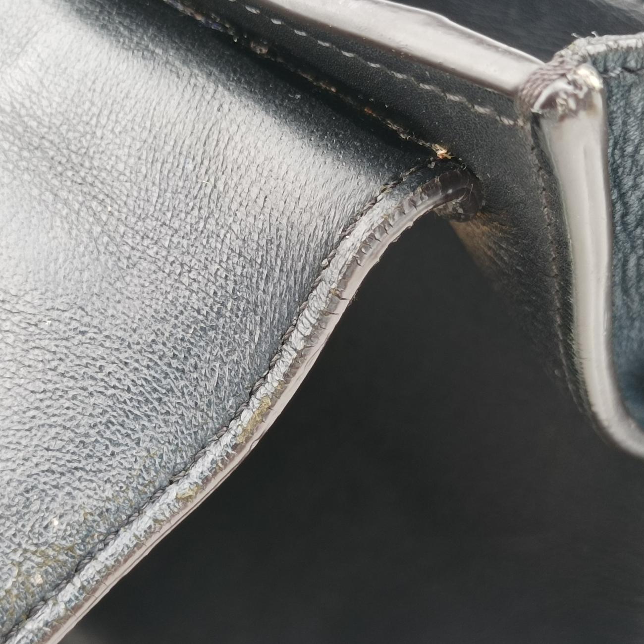 Secondhand Celine Trapèze Grey×Navy Leather  shoulderbag | stylenewstar