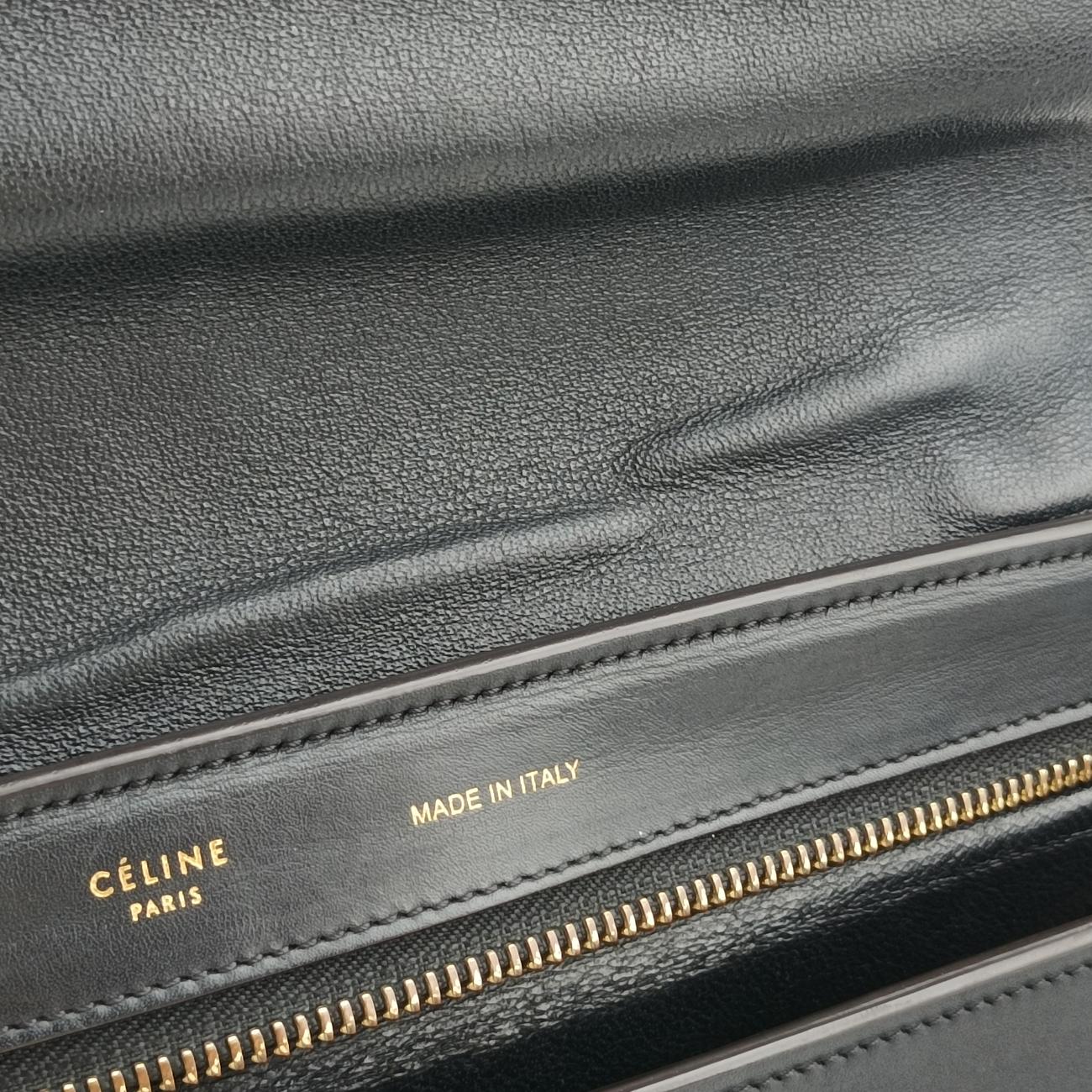 Secondhand Celine Trapèze Grey×Navy Leather  shoulderbag | stylenewstar