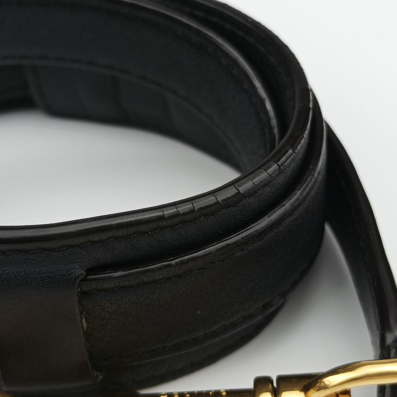 Secondhand Celine Trapèze Grey×Navy Leather  shoulderbag | stylenewstar