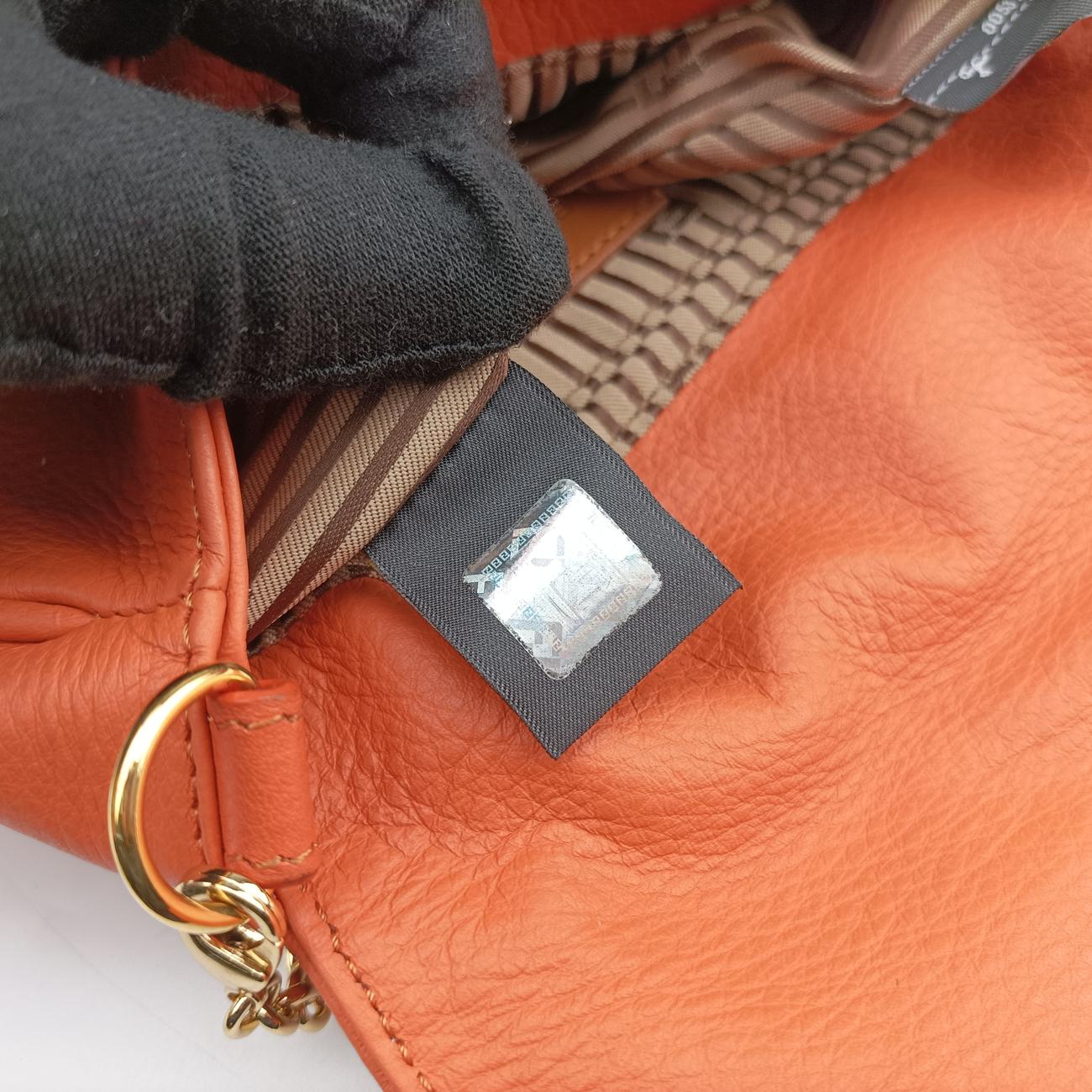 Vintage Fendi Fendista Pochette Orange Leather 8M0276 shoulderbag | stylenewstar