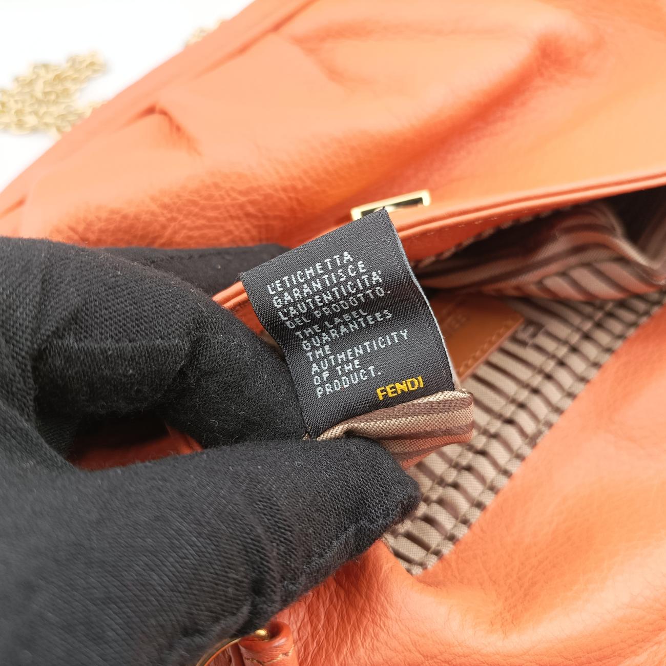 Vintage Fendi Fendista Pochette Orange Leather 8M0276 shoulderbag | stylenewstar