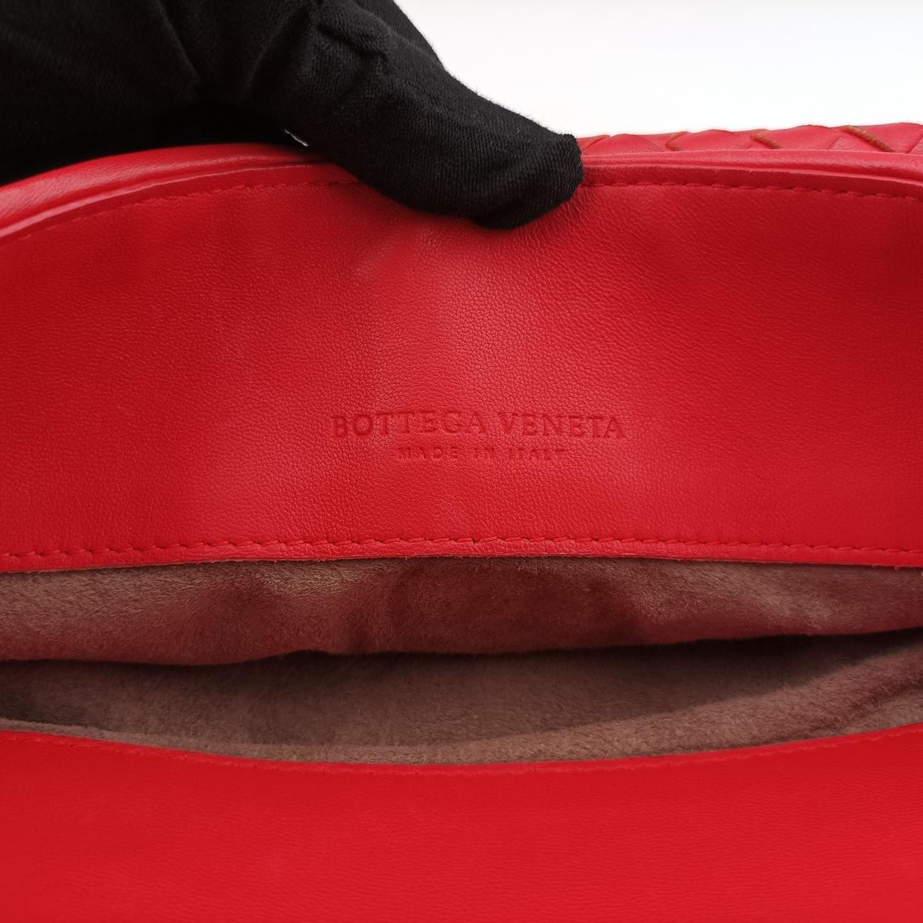 Pre-owned Bottega Veneta Intrecciato Olimpia Red lambskin  shoulderbag | stylenewstar
