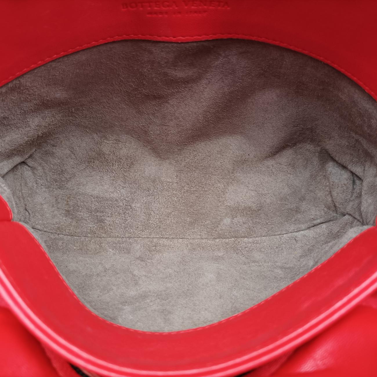 Pre-owned Bottega Veneta Intrecciato Olimpia Red lambskin  shoulderbag | stylenewstar