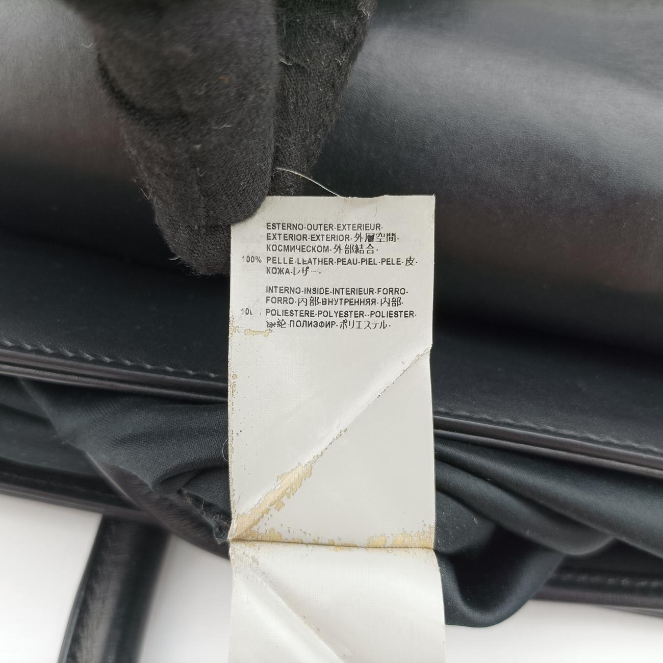 Pre-owned VERSACE Medusa Medallion Black Leather  handbag | stylenewstar