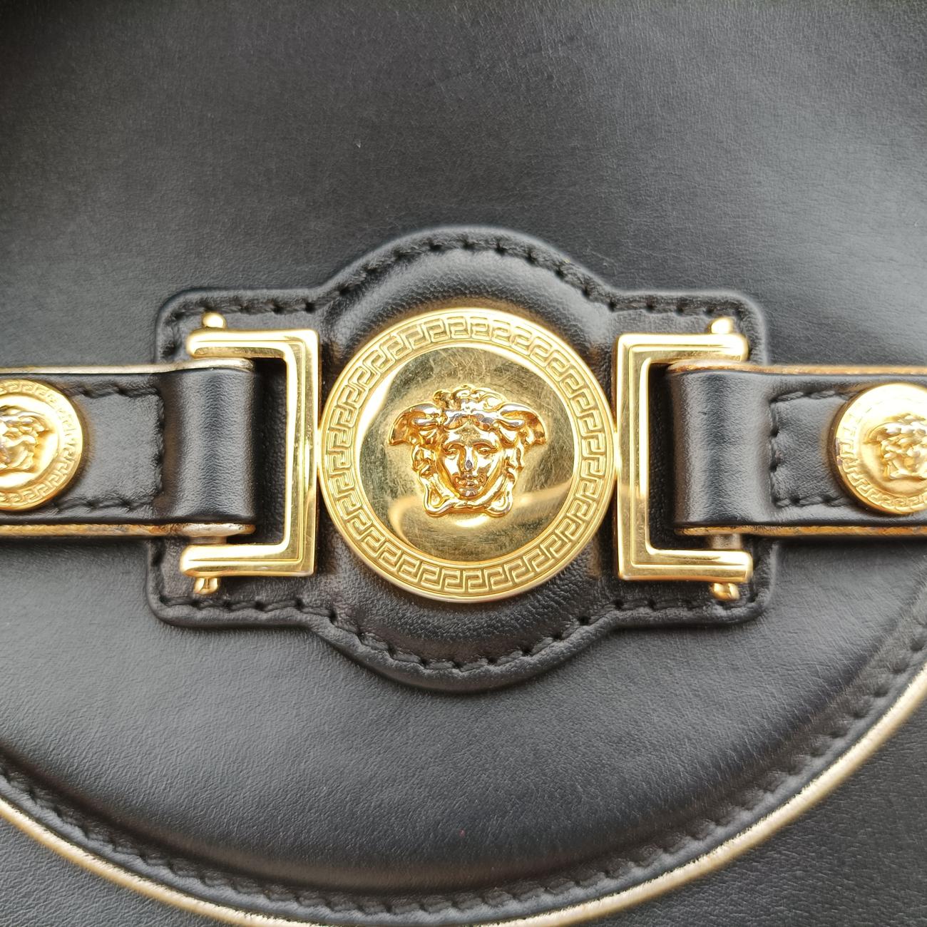 Pre-owned VERSACE Medusa Medallion Black Leather  handbag | stylenewstar