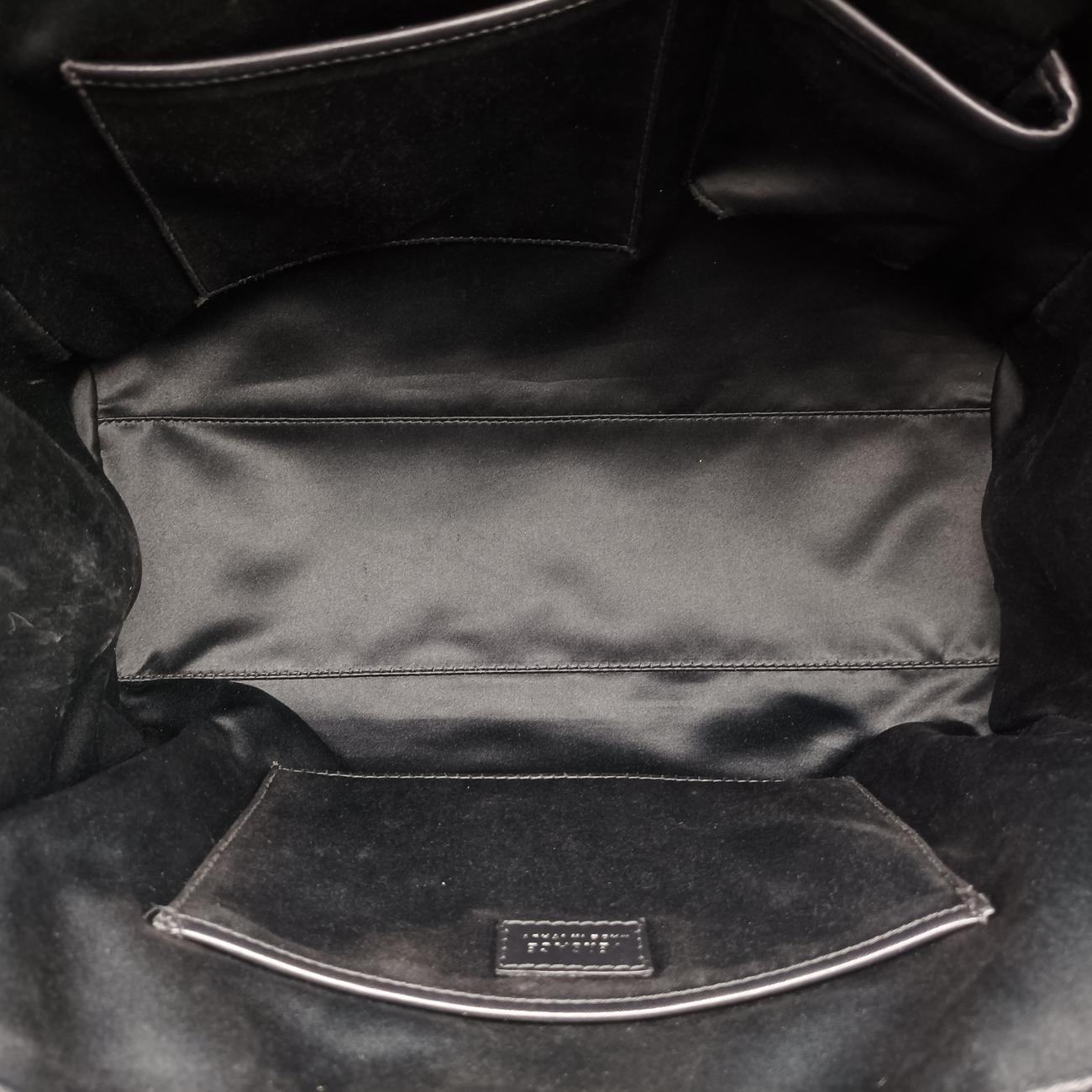 Pre-owned VERSACE Medusa Medallion Black Leather  handbag | stylenewstar