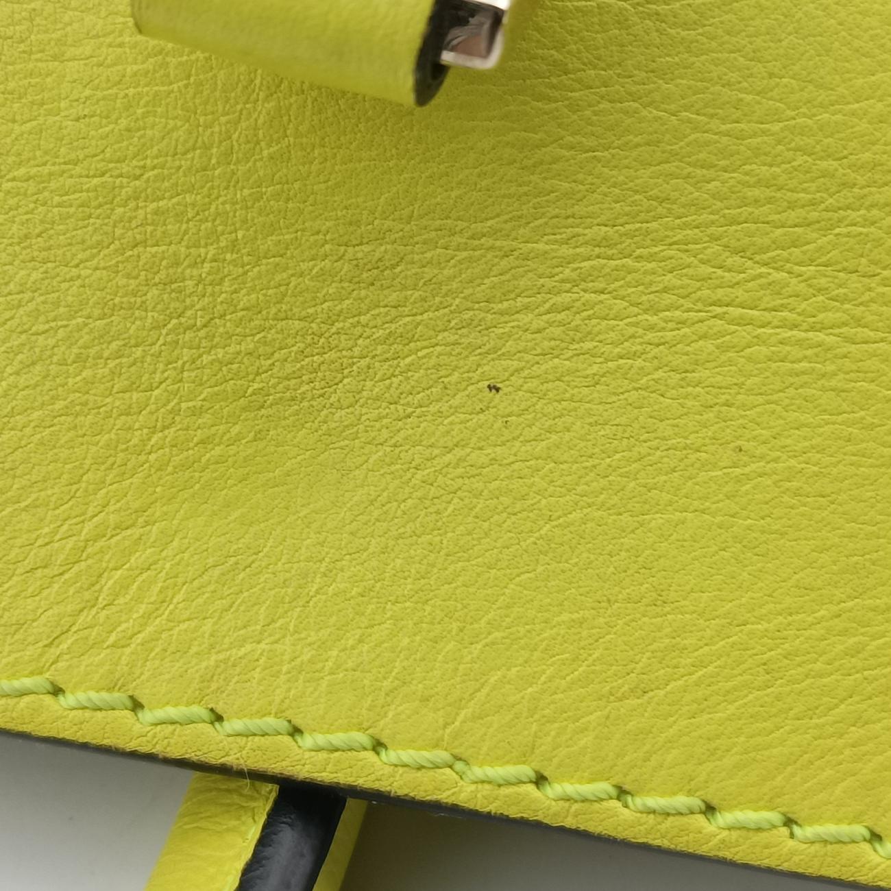 Vintage Valentino Rockstud Yellow Leather  shoulderbag | stylenewstar