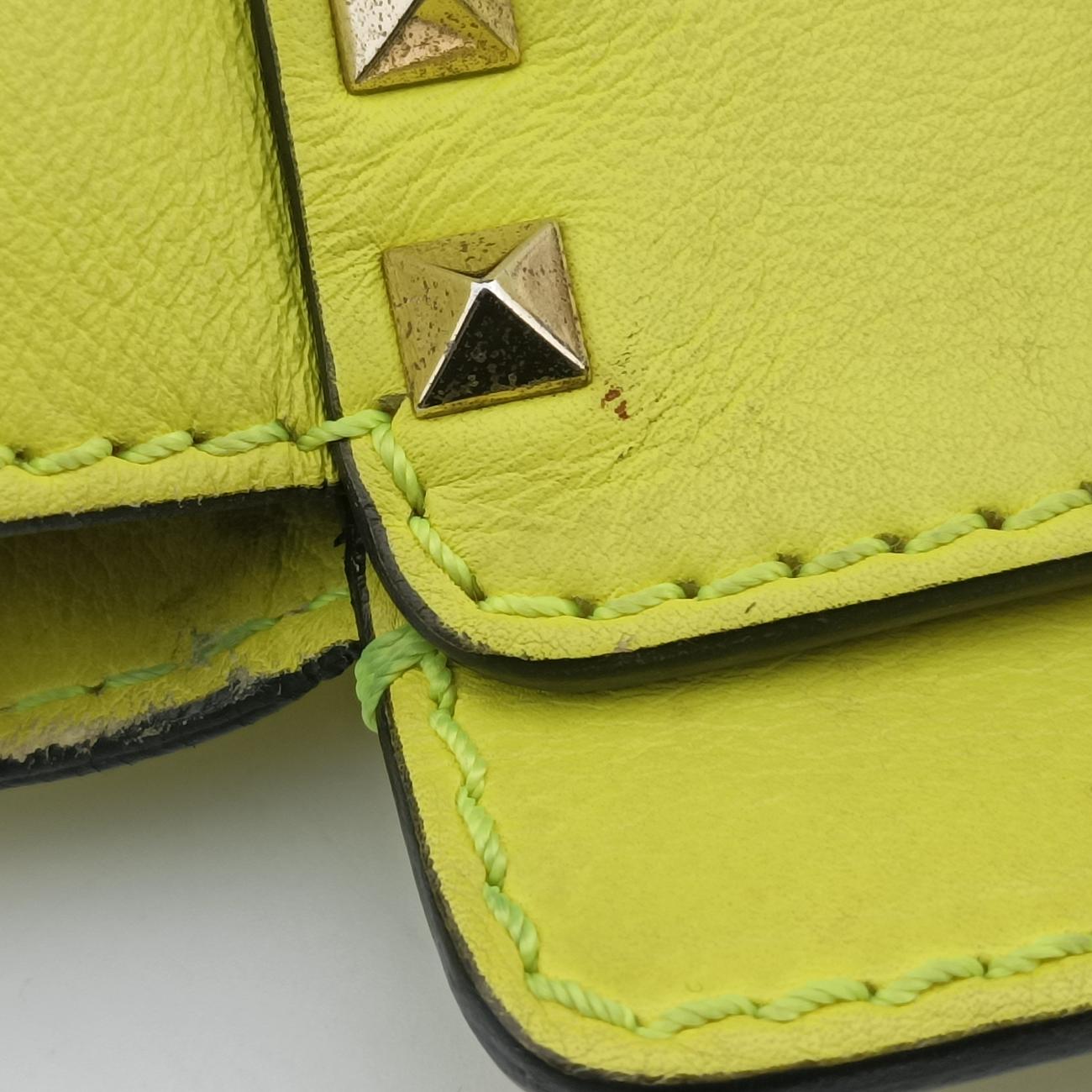 Vintage Valentino Rockstud Yellow Leather  shoulderbag | stylenewstar