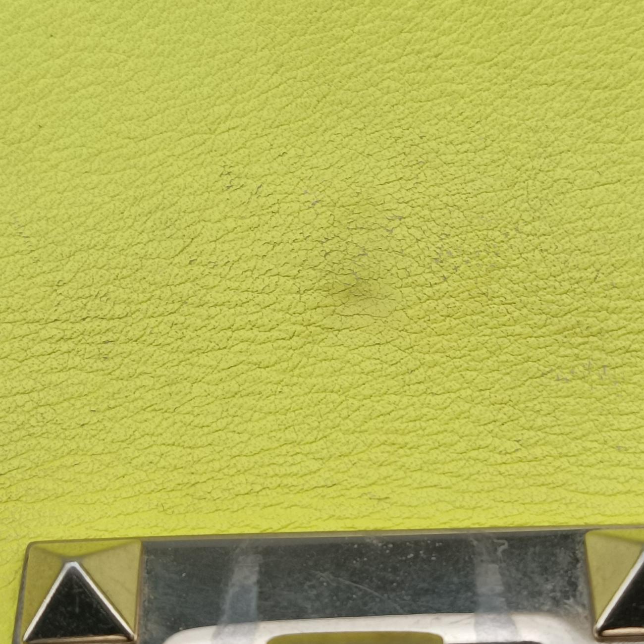 Vintage Valentino Rockstud Yellow Leather  shoulderbag | stylenewstar