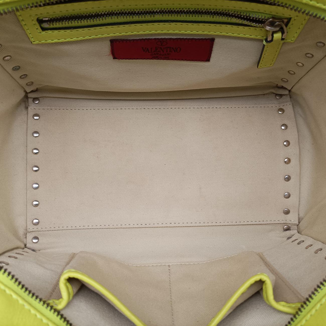 Vintage Valentino Rockstud Yellow Leather  shoulderbag | stylenewstar