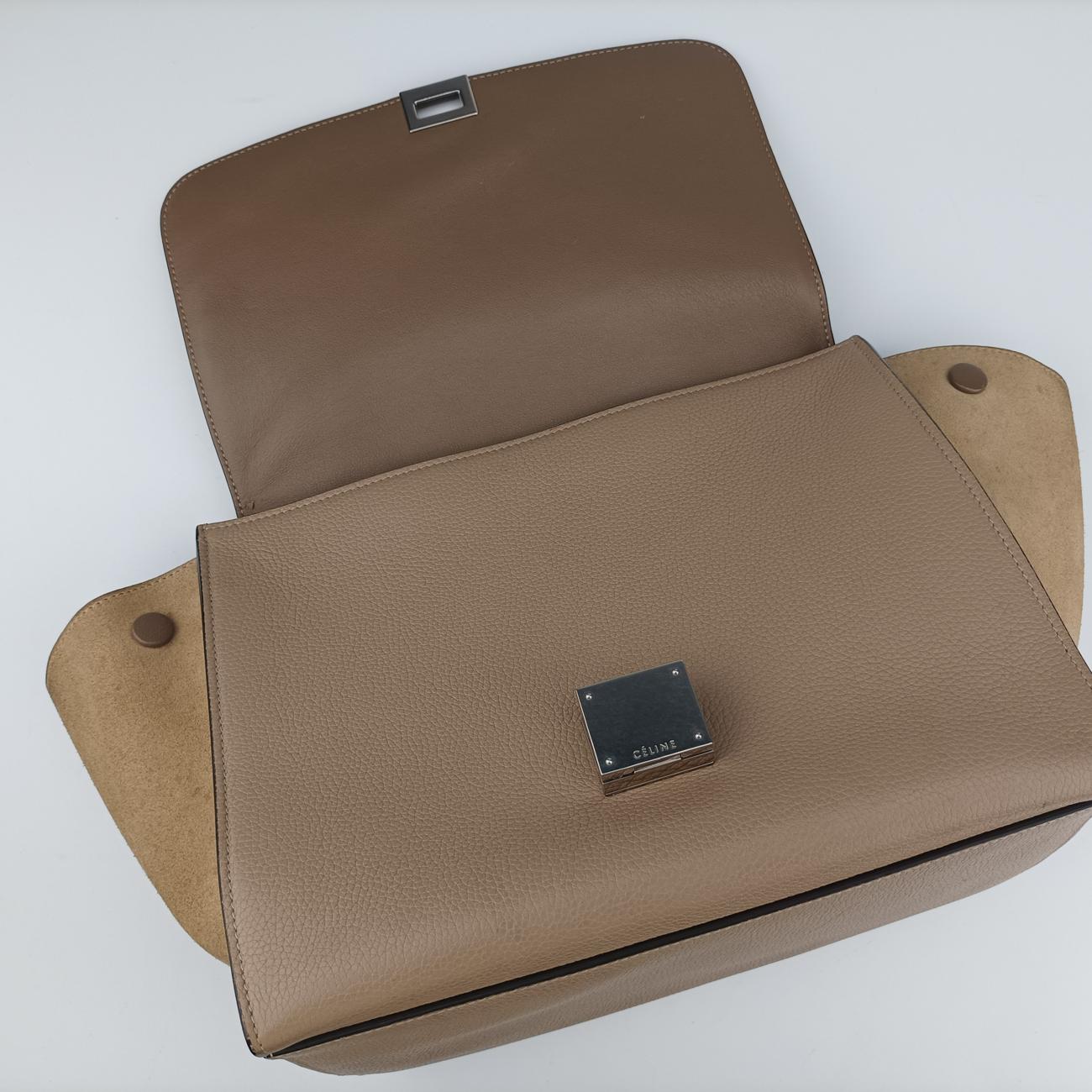 Vintage Celine Trapèze Beige Suede × leather  shoulderbag | stylenewstar