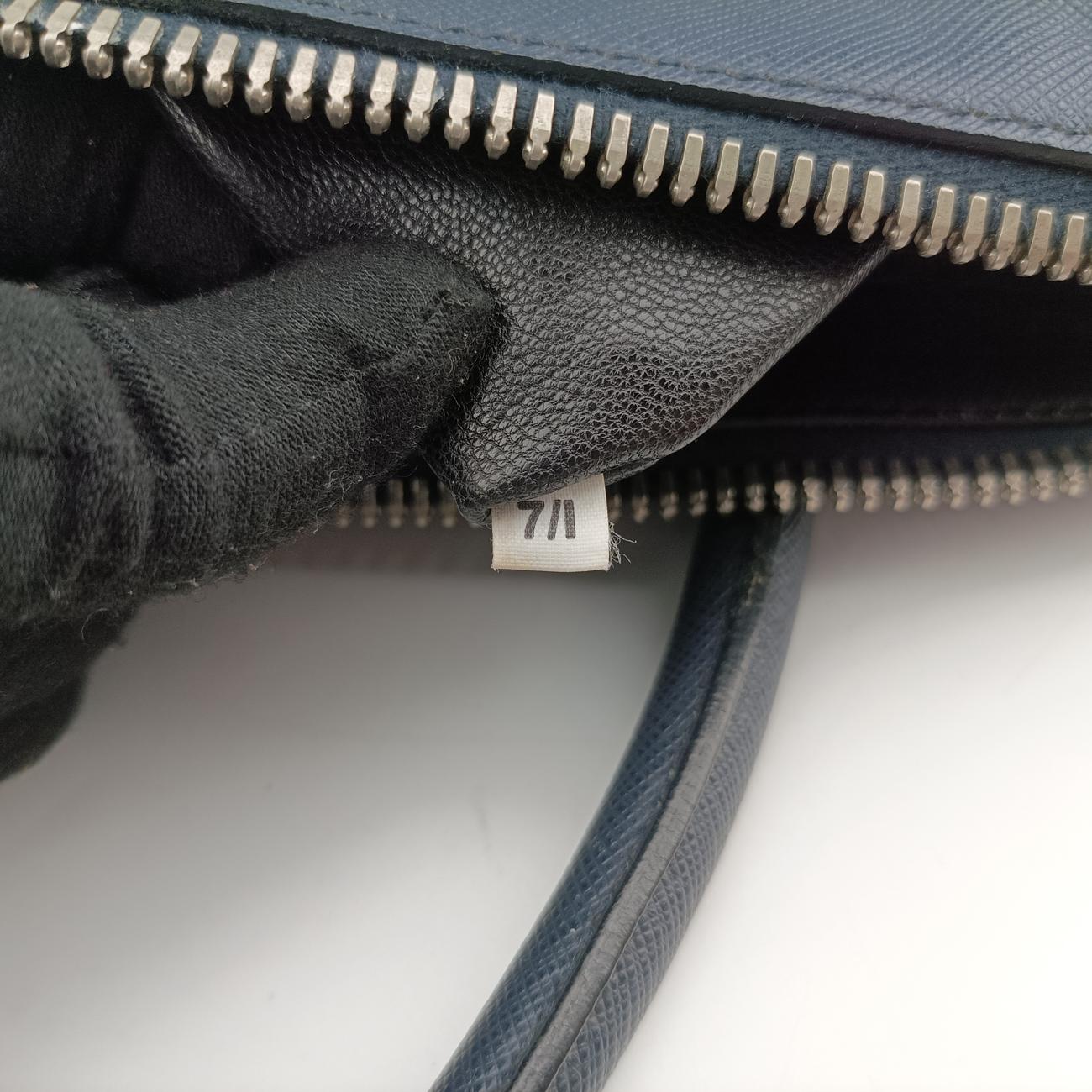 Pre-owned Prada Briefcase Navy SAFFIANO Leather VS305M handbag | stylenewstar