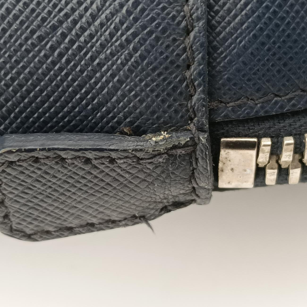 Pre-owned Prada Briefcase Navy SAFFIANO Leather VS305M handbag | stylenewstar