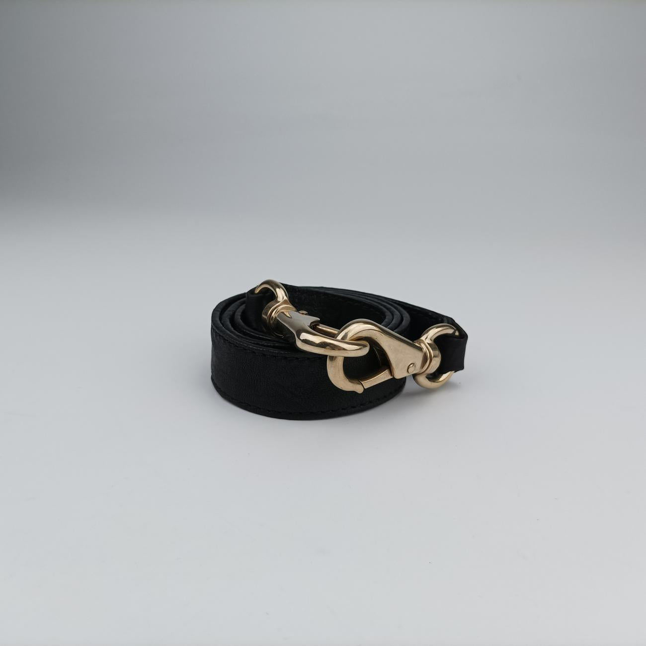 Secondhand Givenchy Pandora Black Leather  shoulderbag | stylenewstar