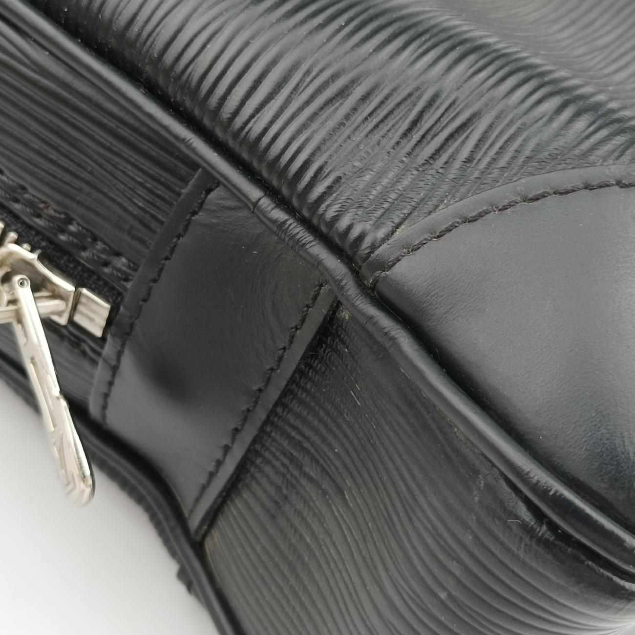 Pre-owned Louis Vuitton Porto Document Voyage Black Epi M59162 handbag | stylenewstar