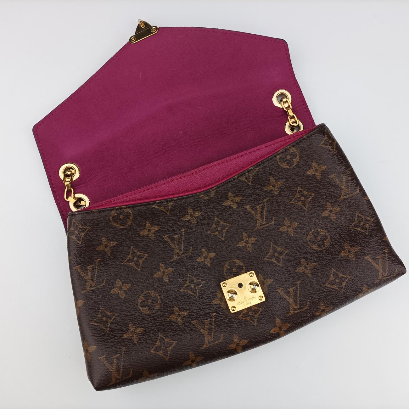 Secondhand Louis Vuitton PALLAS chain brown×Aurore Monogram Canvas×calf leather M41200 shoulderbag | stylenewstar