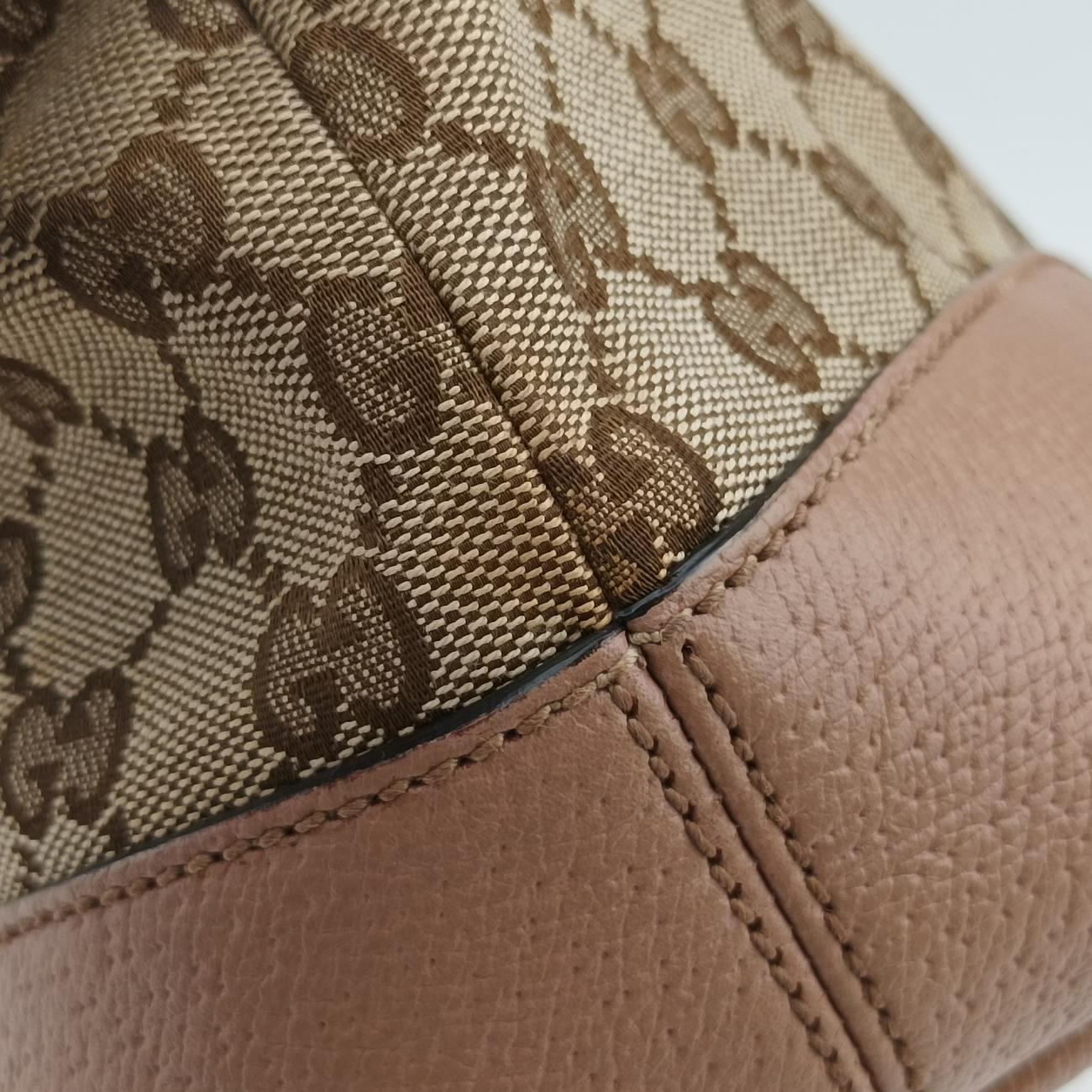 Vintage Gucci Guccissima Bree Beige×Brown PVC coated canvas 353120 shoulderbag | stylenewstar