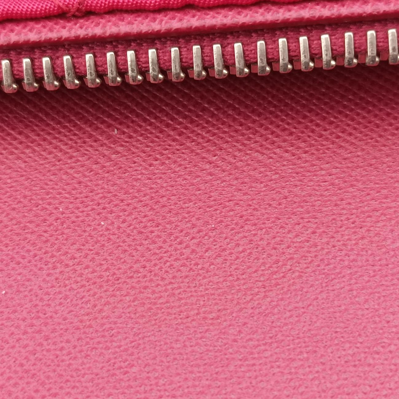 Pre-owned Prada Stitched quilting Rose nylon BR4965 shoulderbag | stylenewstar