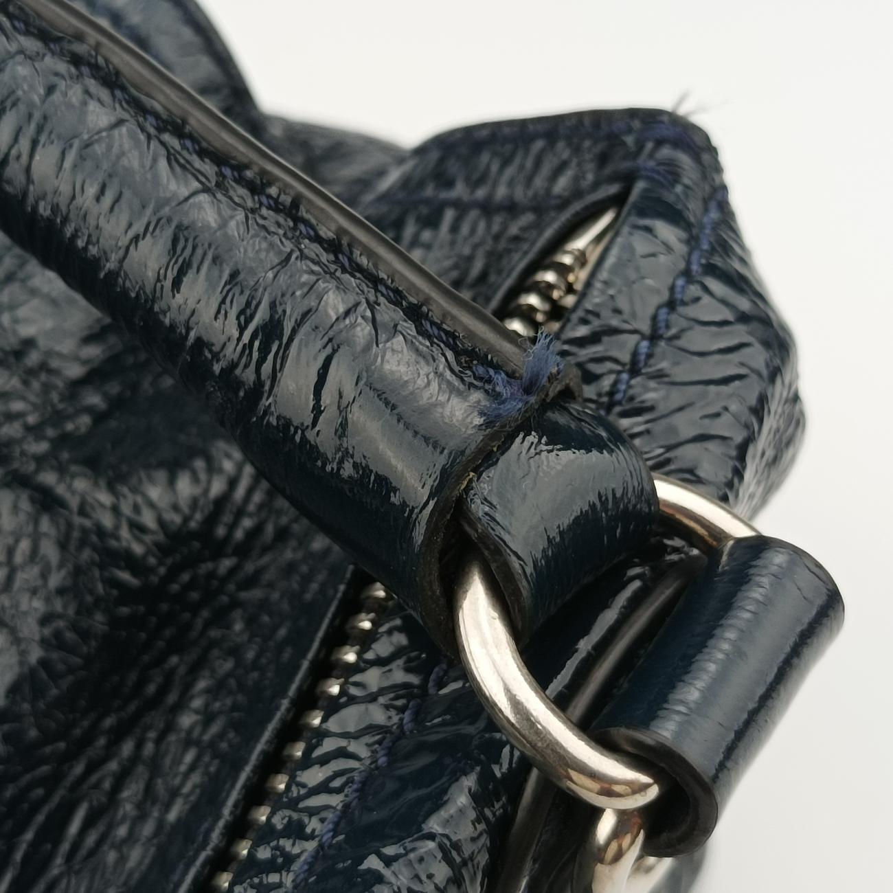Secondhand Givenchy Pandora Navy leather  shoulderbag | stylenewstar