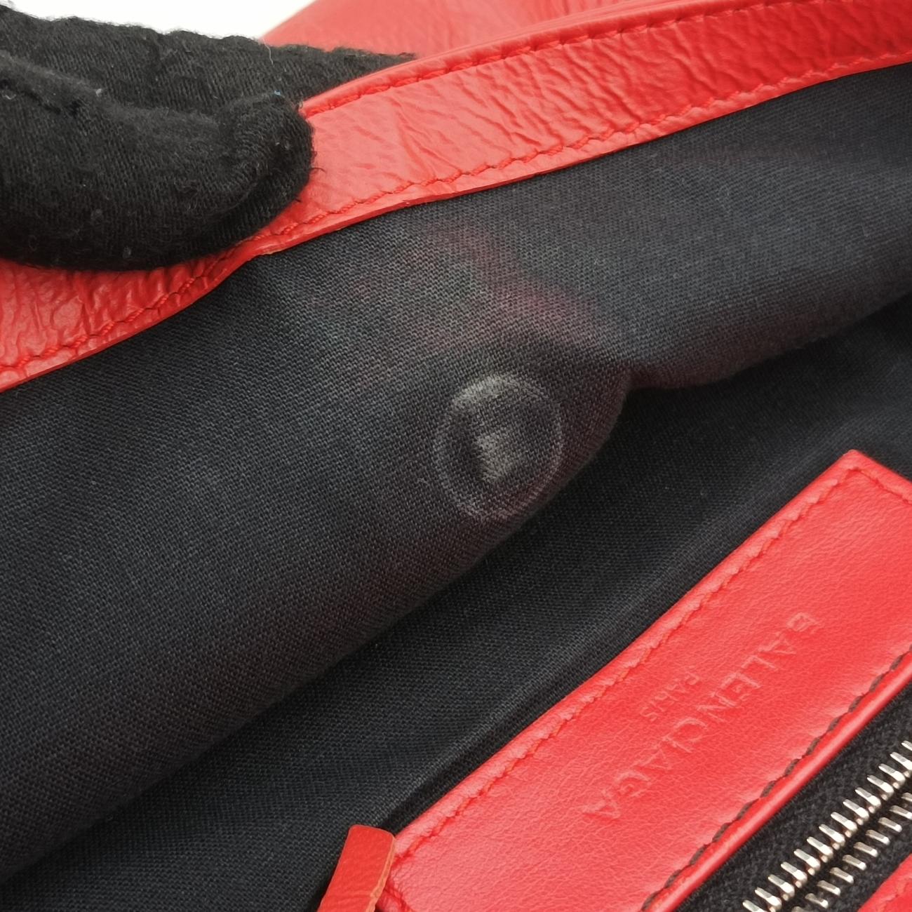 Secondhand Balenciaga Envelop Orange Leather  clutchbag | stylenewstar