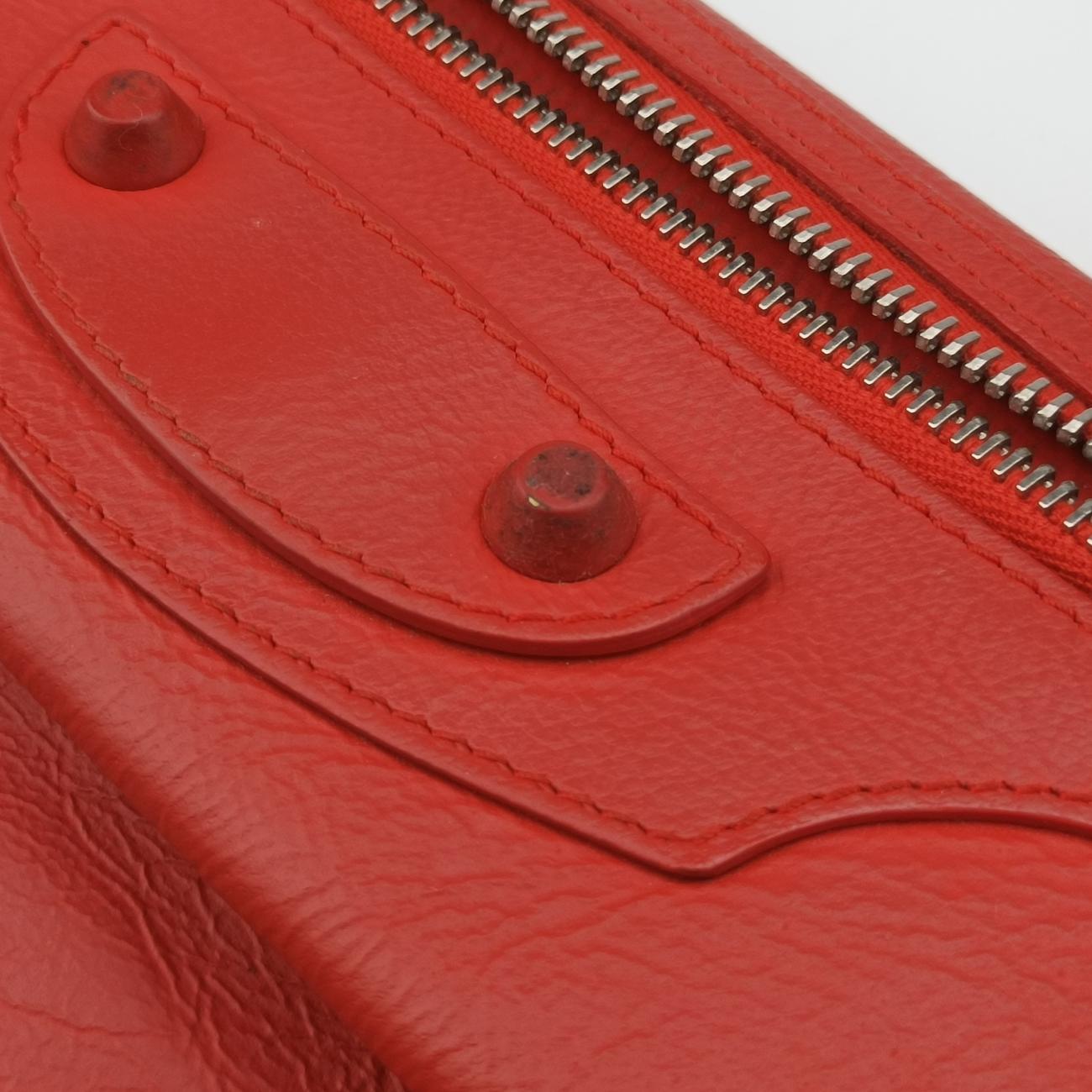 Secondhand Balenciaga Envelop Orange Leather  clutchbag | stylenewstar