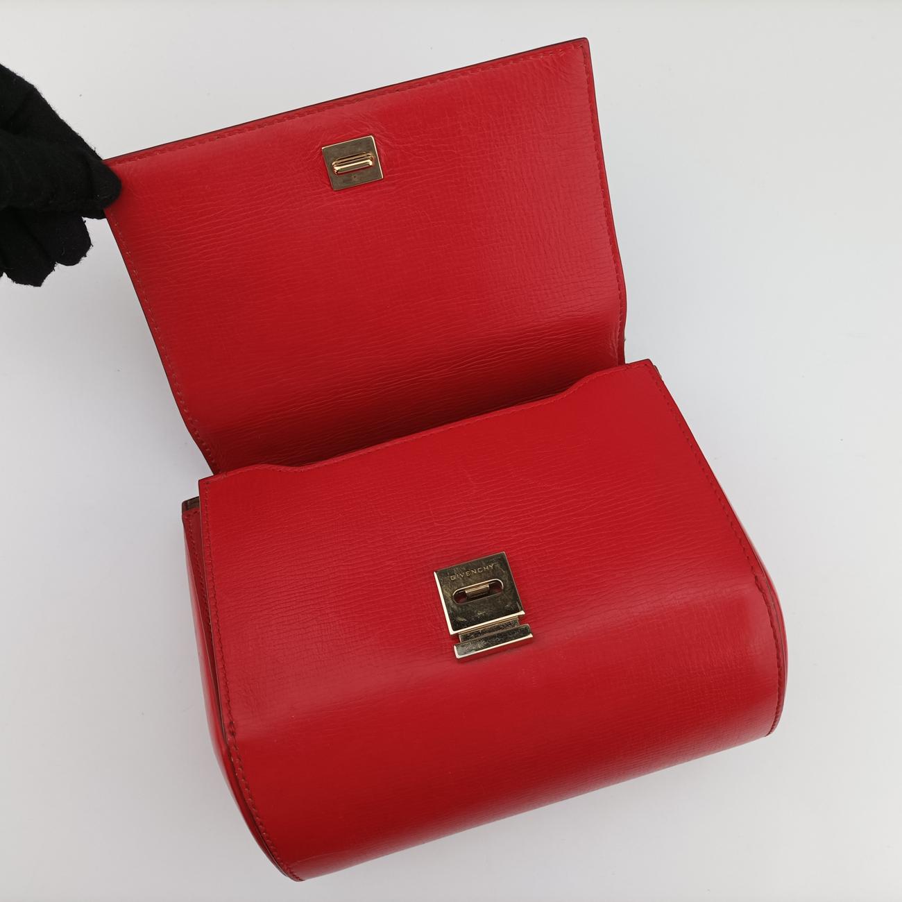 Pre-owned Givenchy Pandora Red Leather  shoulderbag | stylenewstar