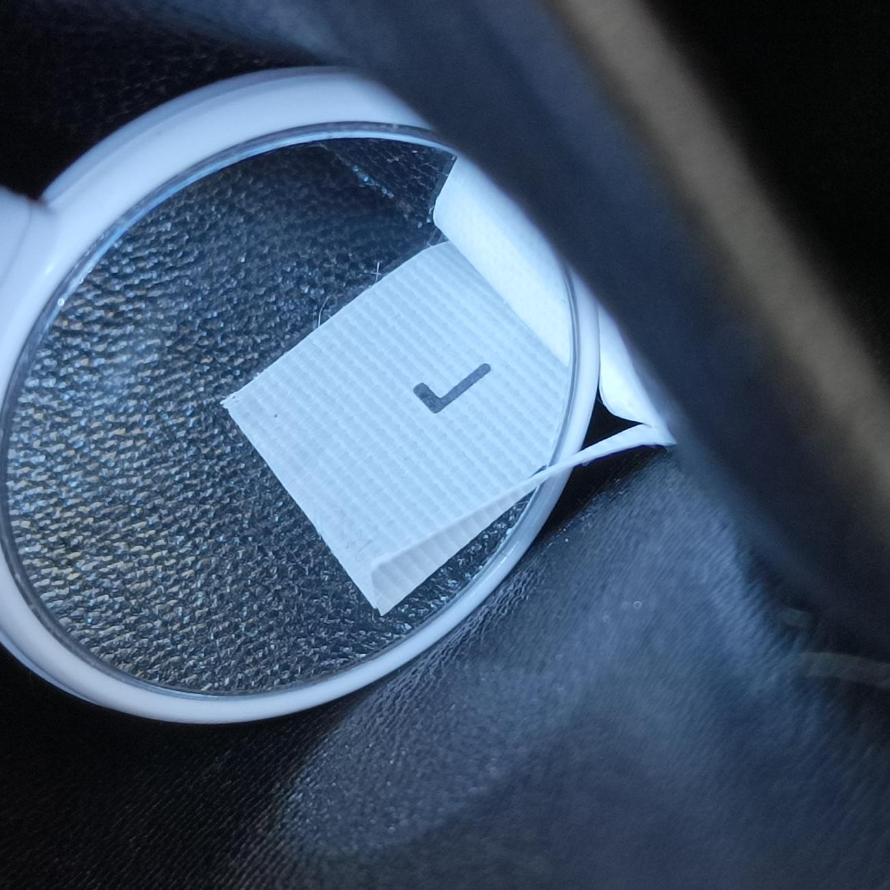 Secondhand Prada Pioneer White Leather 1BD239 shoulderbag | stylenewstar