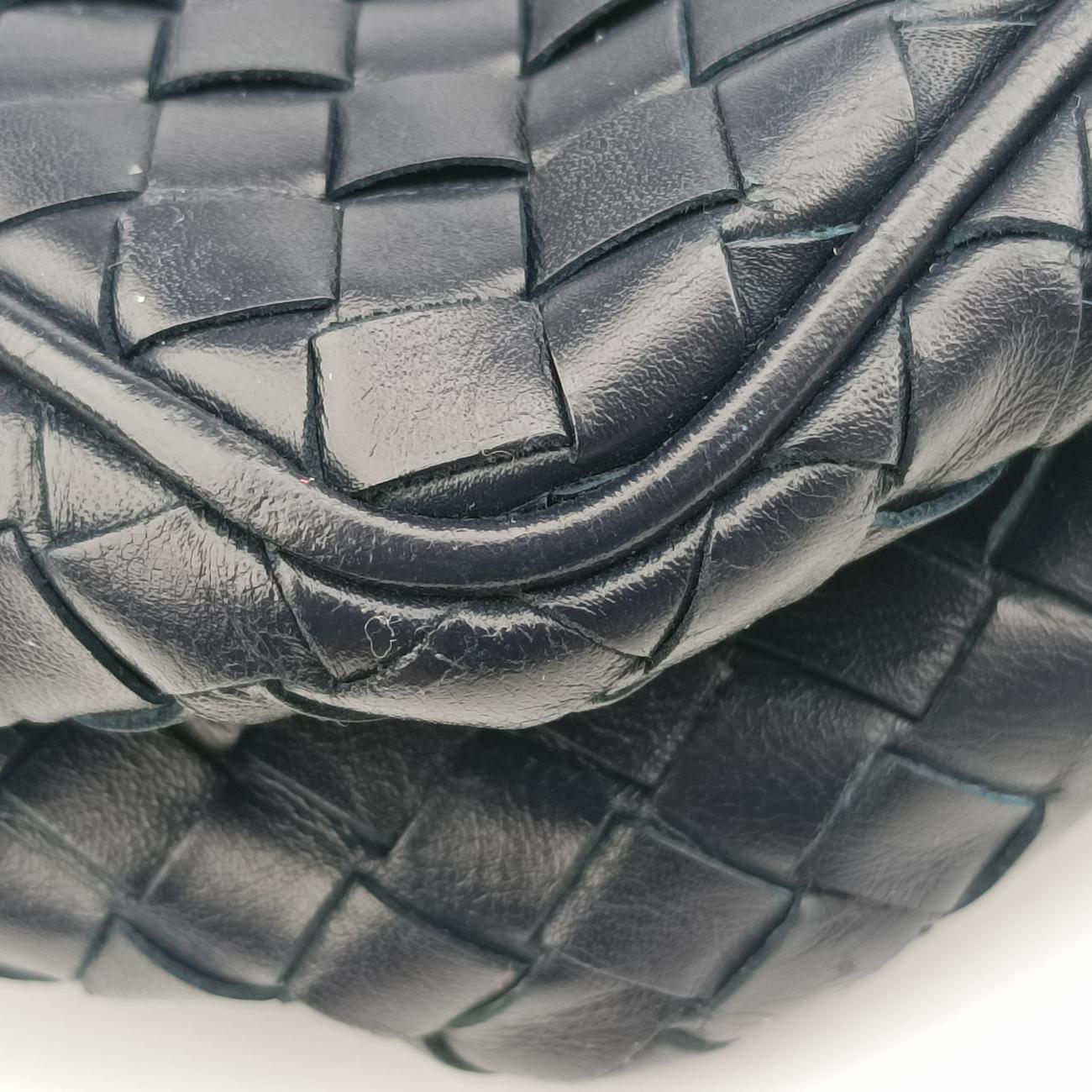 Pre-owned Bottega Veneta Intrecciato Navy lambskin  crossbodybag | stylenewstar