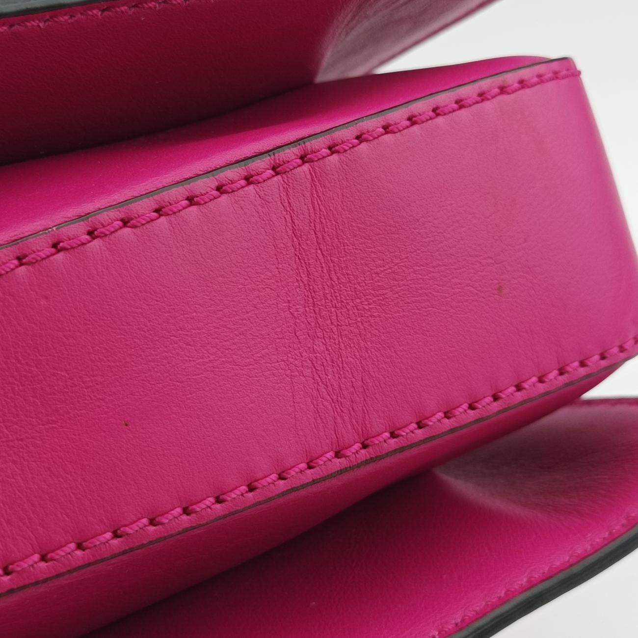 Pre-owned Valentino Rockstud　 Rose Leather  shoulderbag | stylenewstar