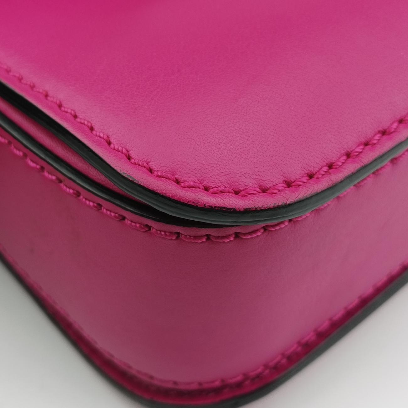 Pre-owned Valentino Rockstud　 Rose Leather  shoulderbag | stylenewstar