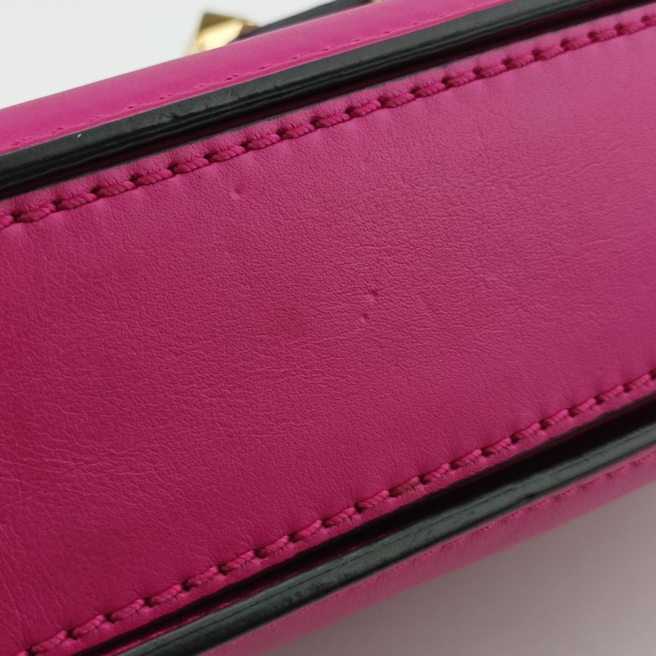 Pre-owned Valentino Rockstud　 Rose Leather  shoulderbag | stylenewstar