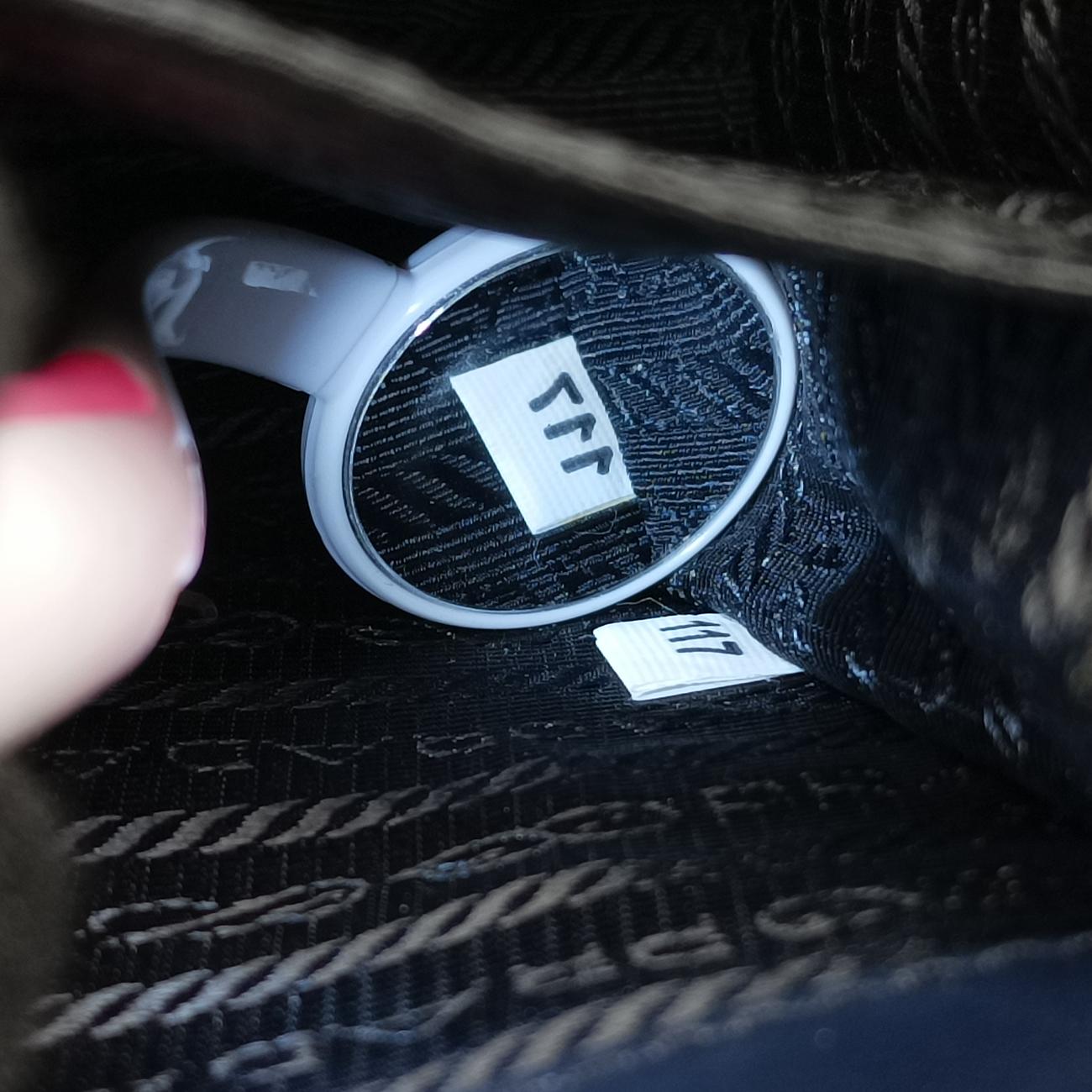 Pre-owned Prada Esplanade black×Multicolour Leather×Vauxhall Cashmere Leather  shoulderbag | stylenewstar