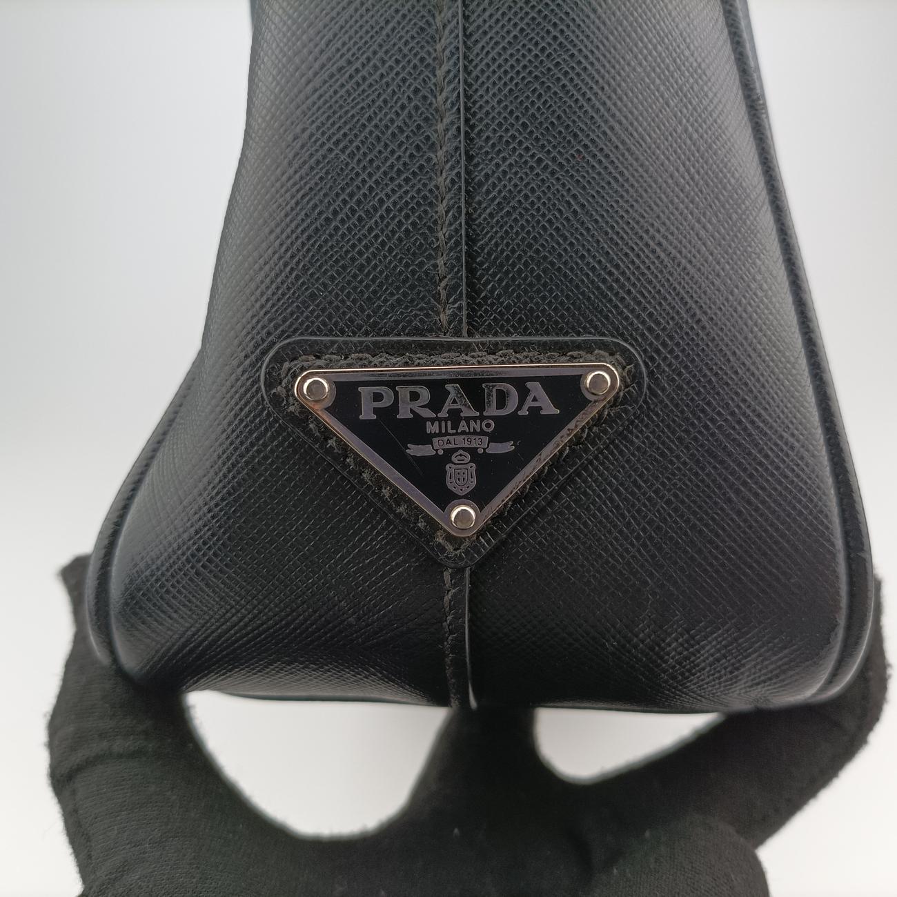 Secondhand Prada briefcase business Navy SAFFIANO Leather 2VE363 handbag | stylenewstar