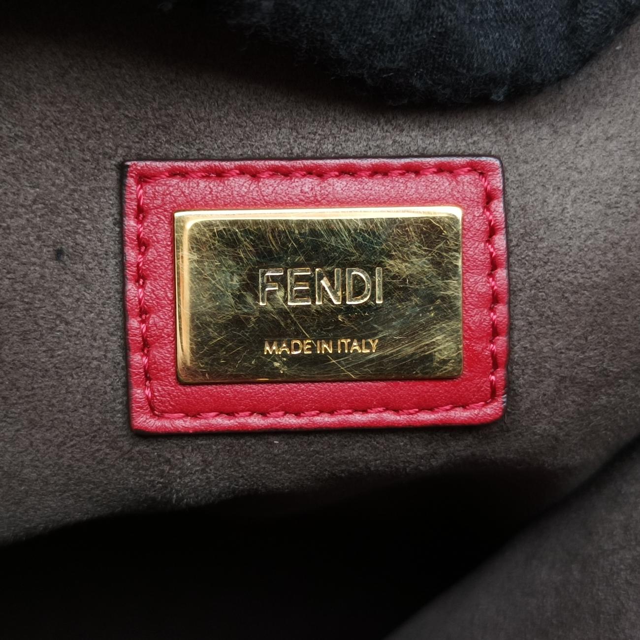 Pre-owned Fendi PEEKABOO Large Red Leather 8BN210 shoulderbag | stylenewstar