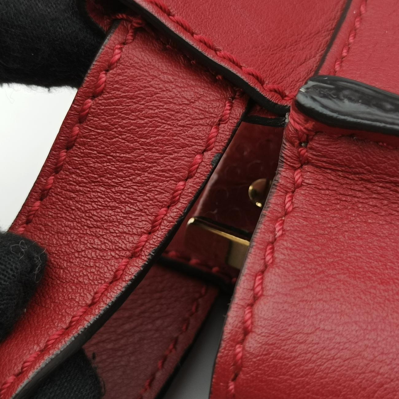 Pre-owned Fendi PEEKABOO Large Red Leather 8BN210 shoulderbag | stylenewstar