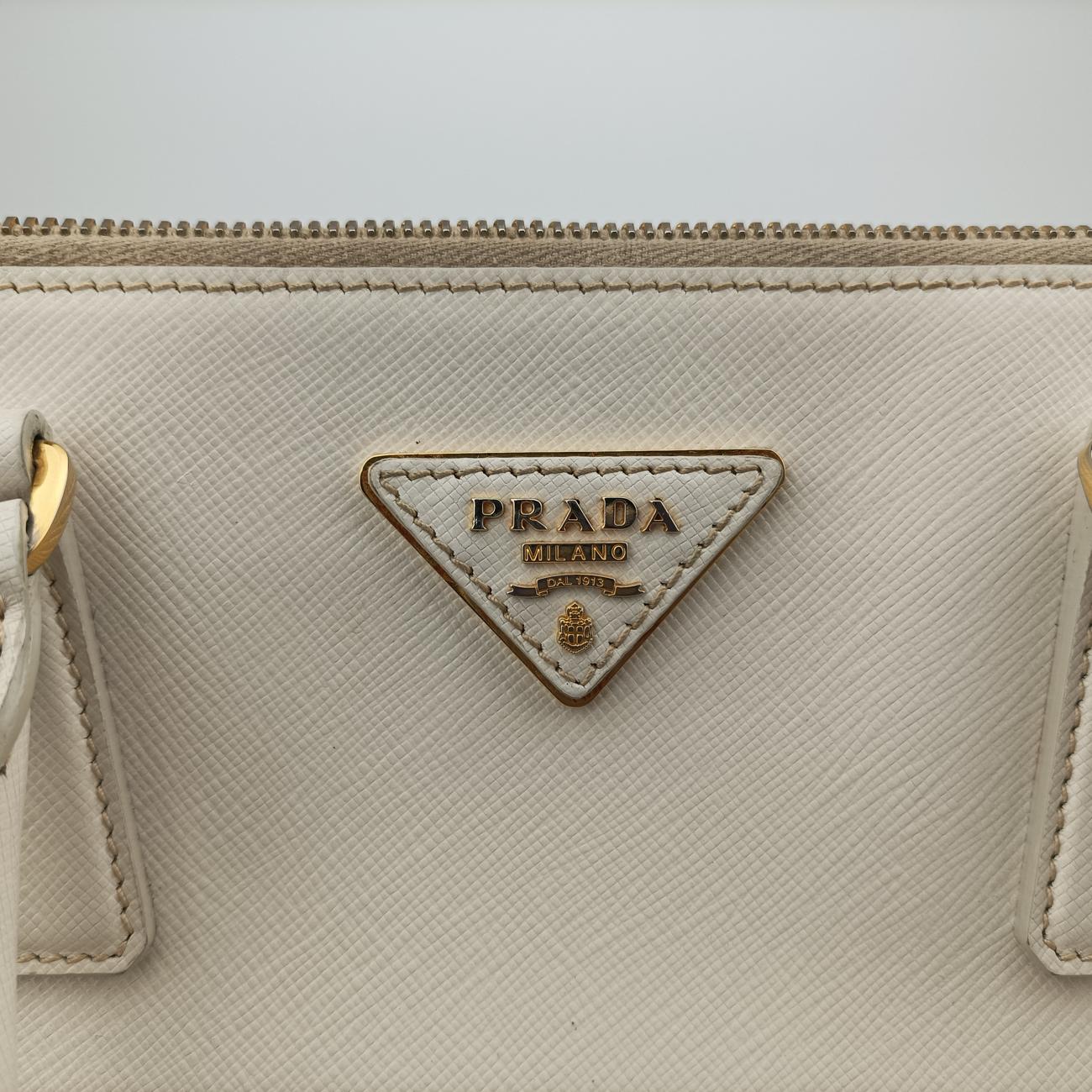 Secondhand Prada Galleria White SAFFIANO Leather BN1801 shoulderbag | stylenewstar