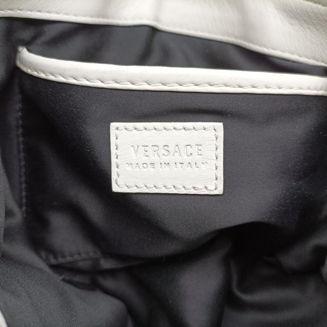 Pre-owned VERSACE Palazzo Medusa White leather  handbag | stylenewstar