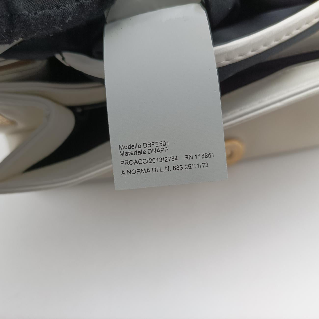 Pre-owned VERSACE Palazzo Medusa White leather  handbag | stylenewstar