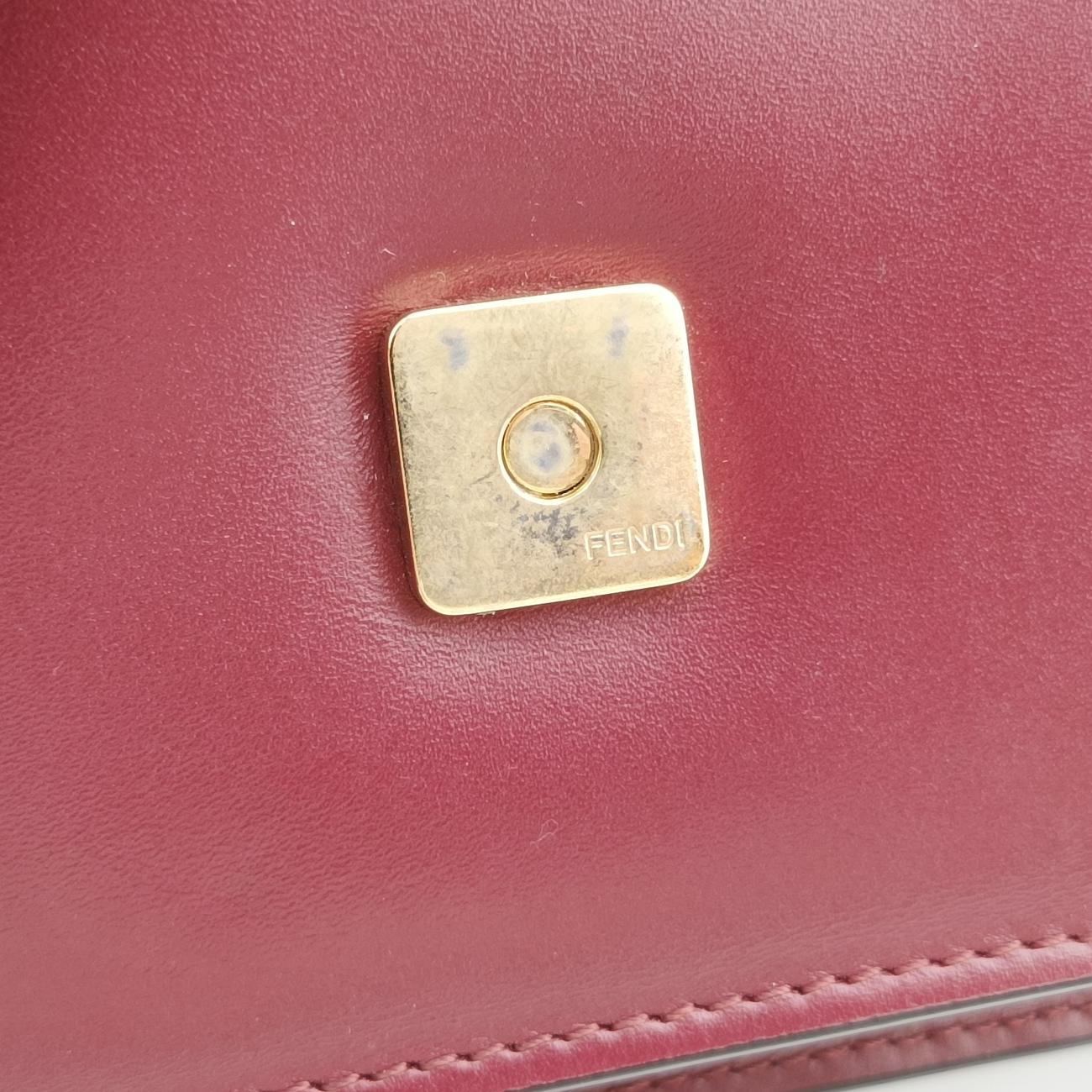 Pre-owned Fendi Fab Red Leather 8BT326 shoulderbag | stylenewstar