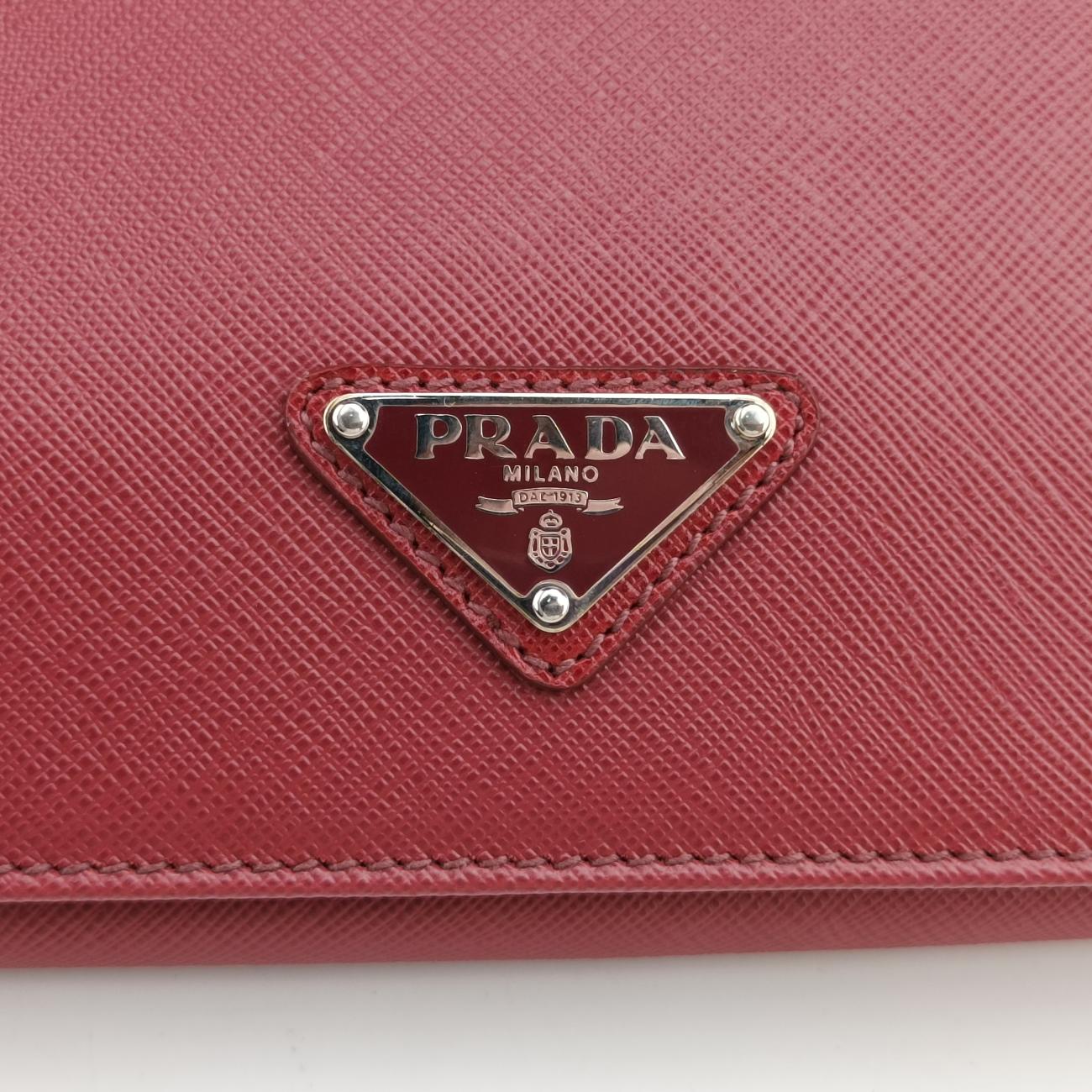 Vintage Prada Triangle Logo Plate Red Saffiano Leather  handbag | stylenewstar