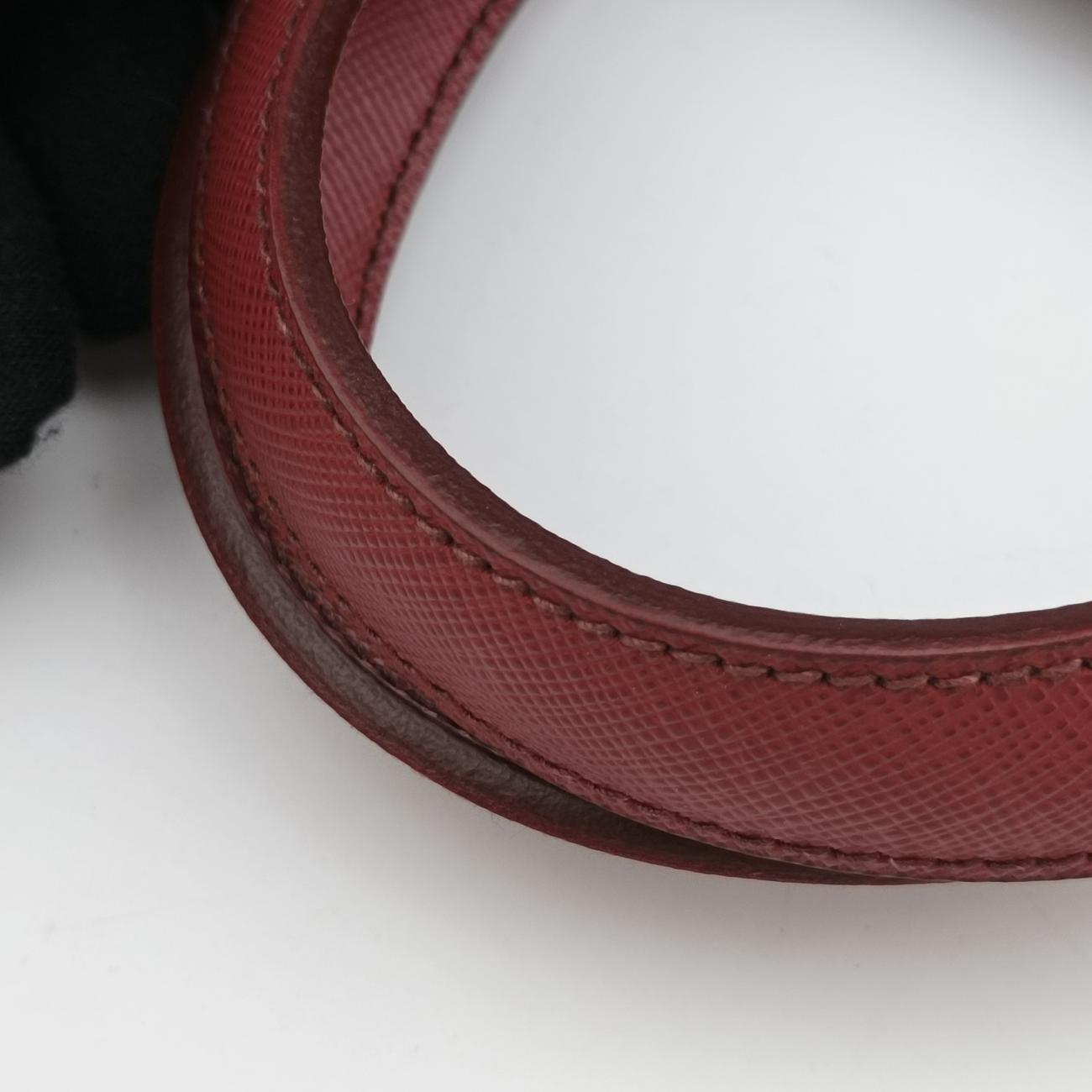 Vintage Prada Triangle Logo Plate Red Saffiano Leather  handbag | stylenewstar