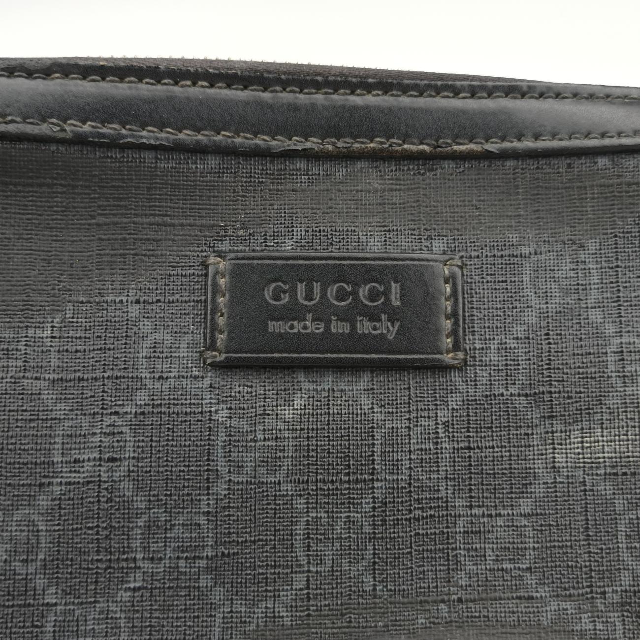 Pre-owned Gucci GG Supreme Navy PVC coated canvas 495562 clutchbag | stylenewstar