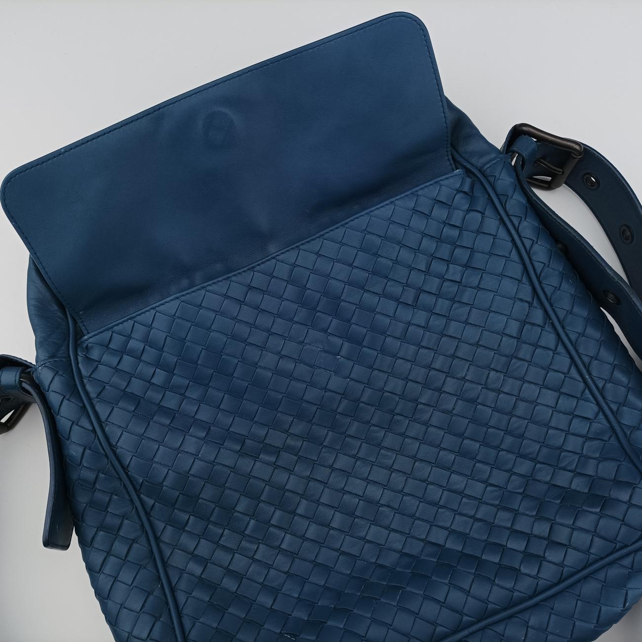 Pre-owned Bottega Veneta Intrecciato Blue lambskin  shoulderbag | stylenewstar