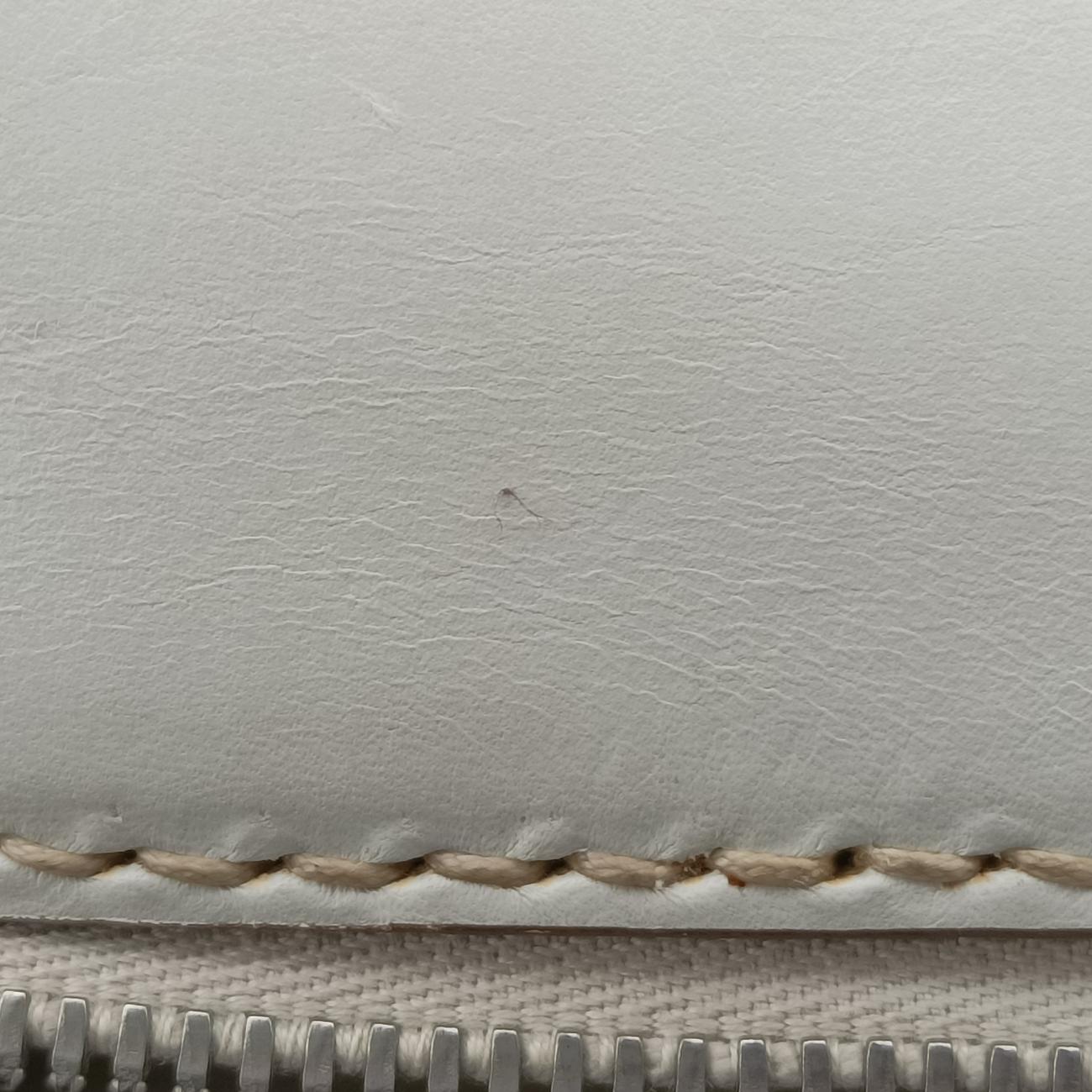 Vintage Prada City calf stitch handle Beige x White Leather BL0920 shoulderbag | stylenewstar