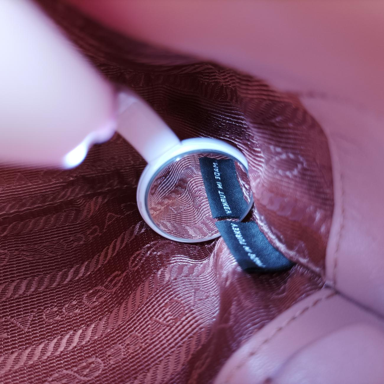 Pre-owned Prada Nappa Gaufre Pink Leather 1BD140 shoulderbag | stylenewstar